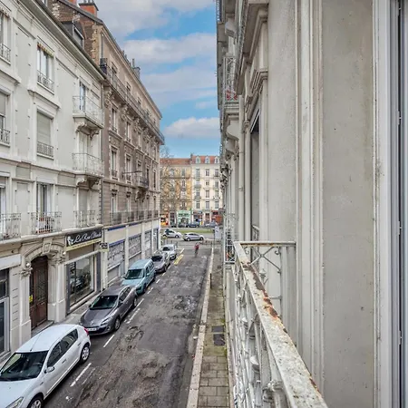 #hi Le Petit Marcel Hyper-centre Fully Equipped Apartment Grenoble
