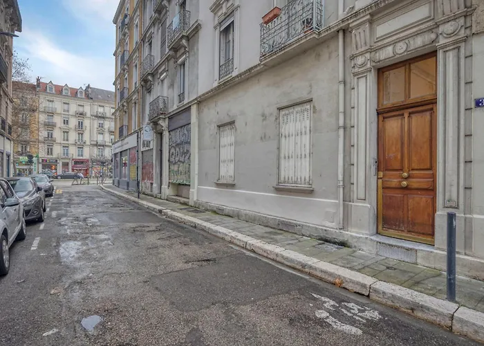 #hi Le Petit Marcel Hyper-centre Fully Equipped גרנובל